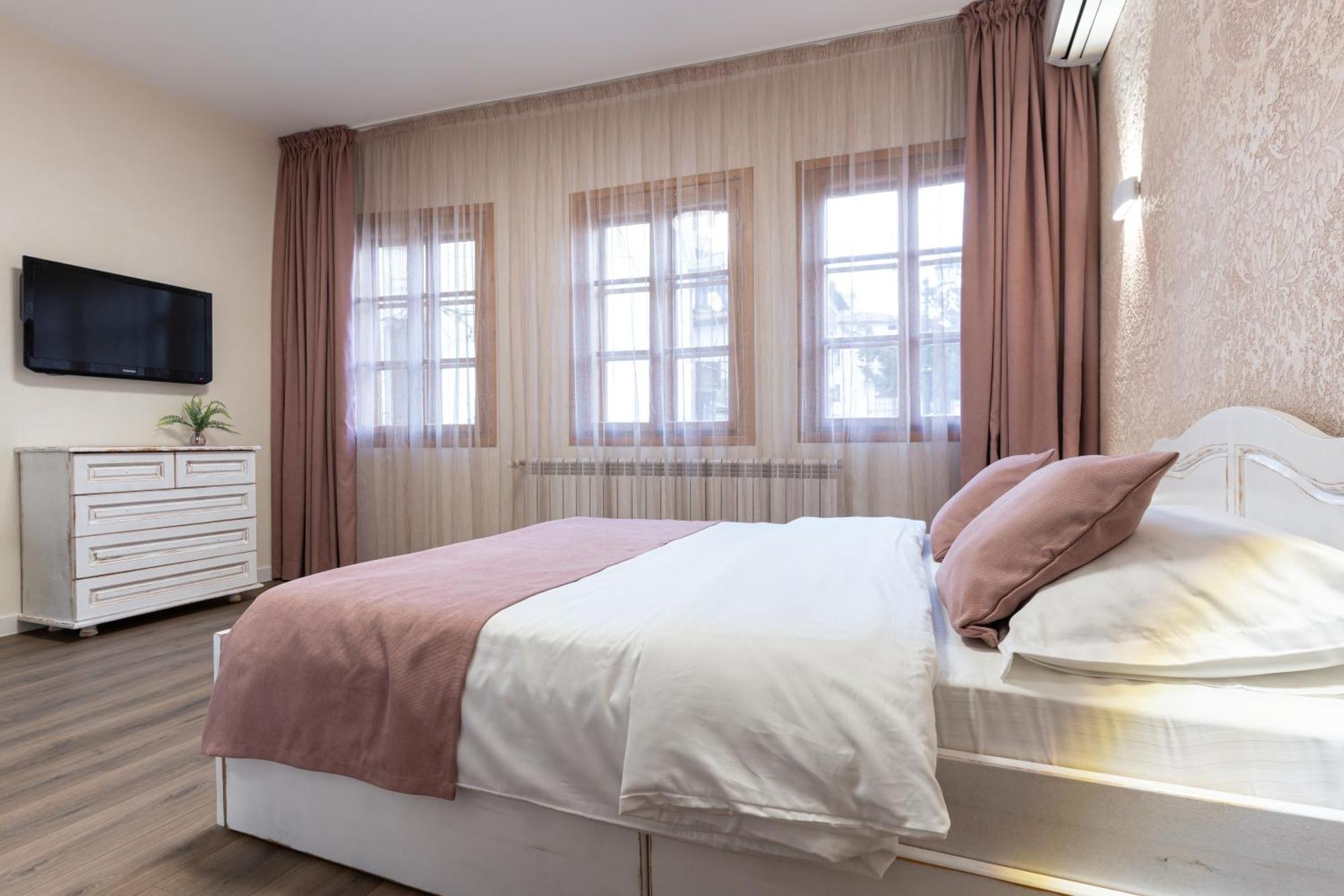 Guest House Divna Veliko Tŭrnovo Eksteriør bilde